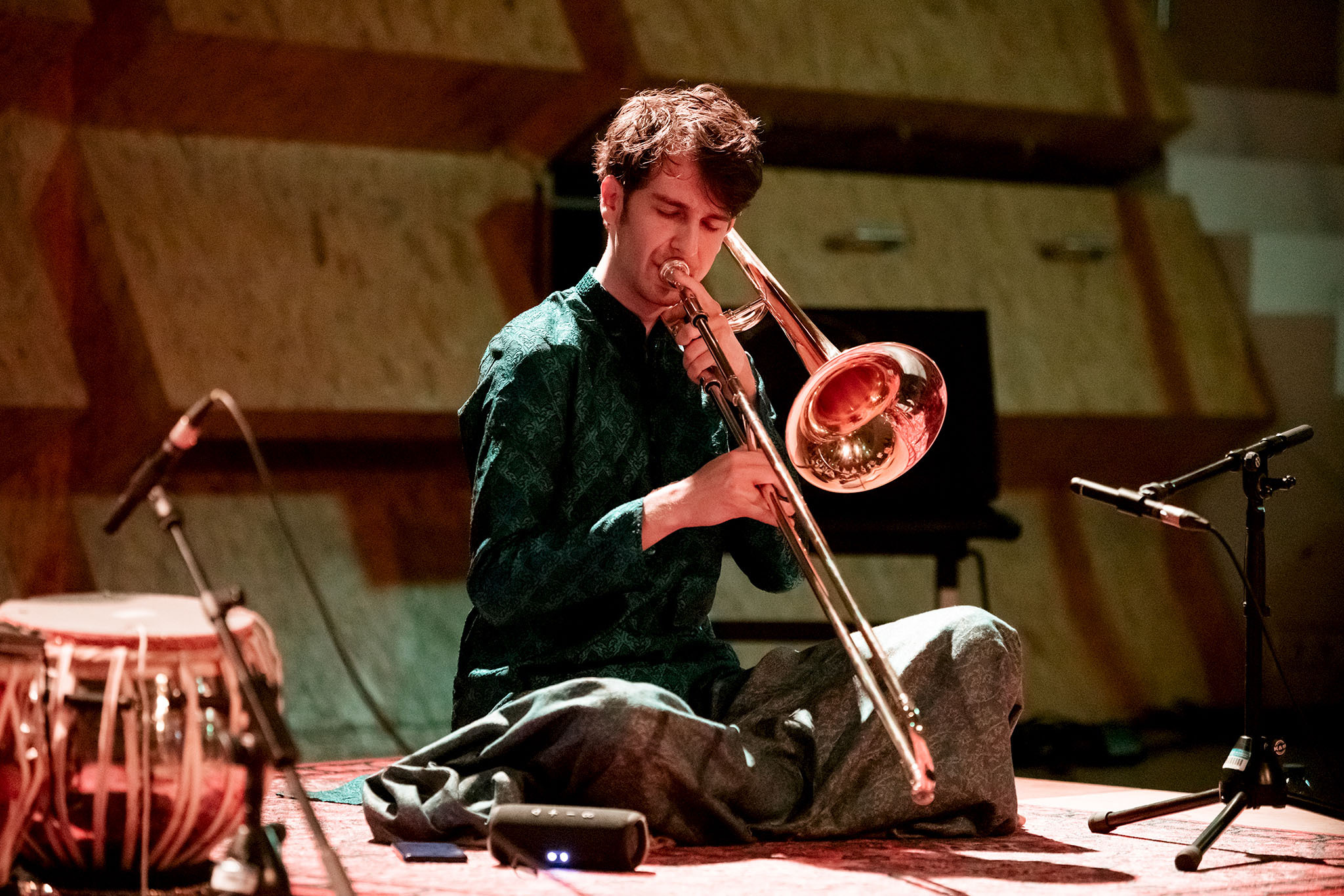 Nederlands Blazers Ensemble- Raga & Rasa - van guru tot shishya in Paradiso, Amsterdam