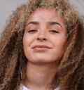 Kaj Ella Eyre S03 021
