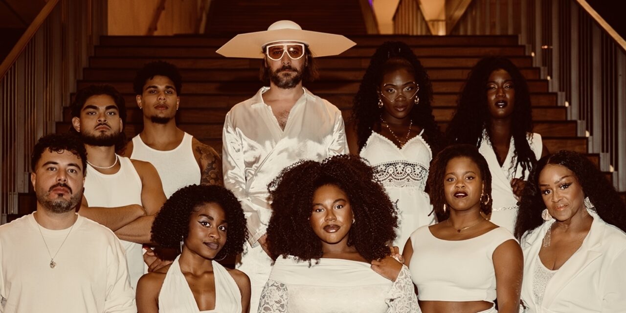 Arp Frique & The Perpetual Singers in Paradiso, Amsterdam
