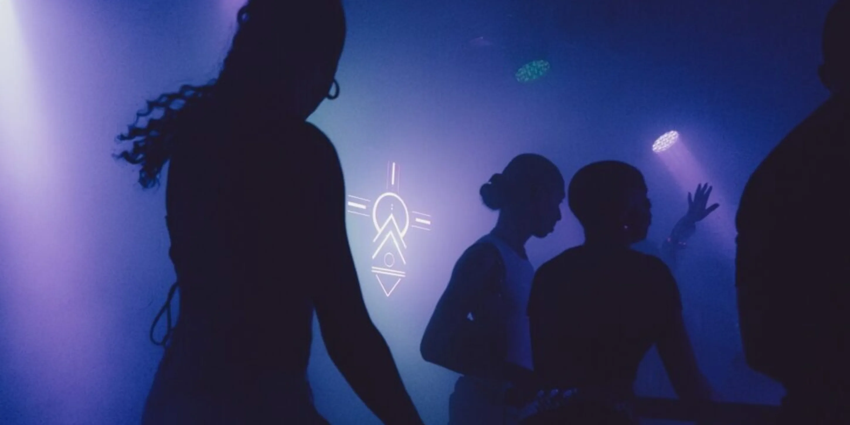 The Avalanches (DJ set) + Confidence Man (DJ set)