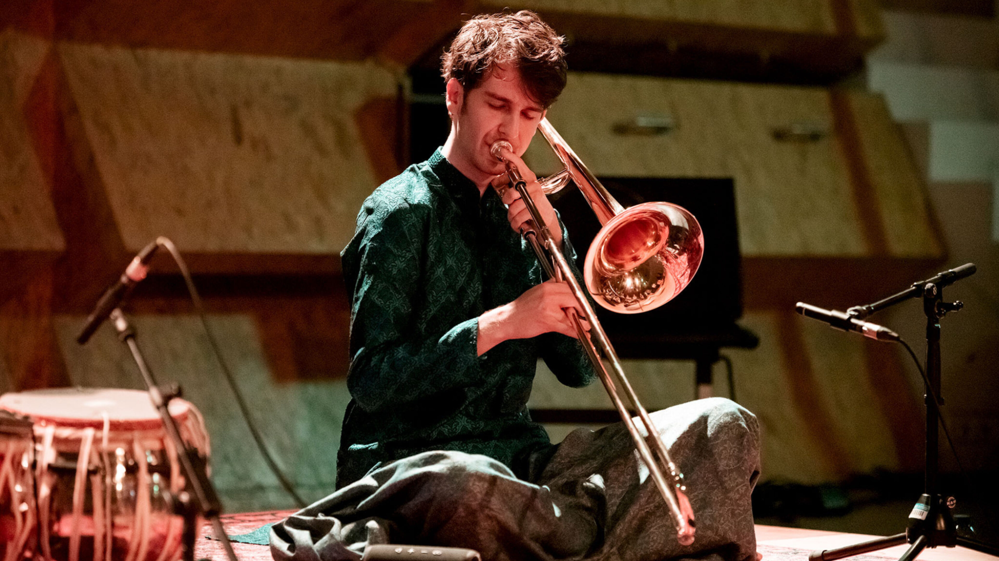 Nederlands Blazers Ensemble- Raga & Rasa - van guru tot shishya
